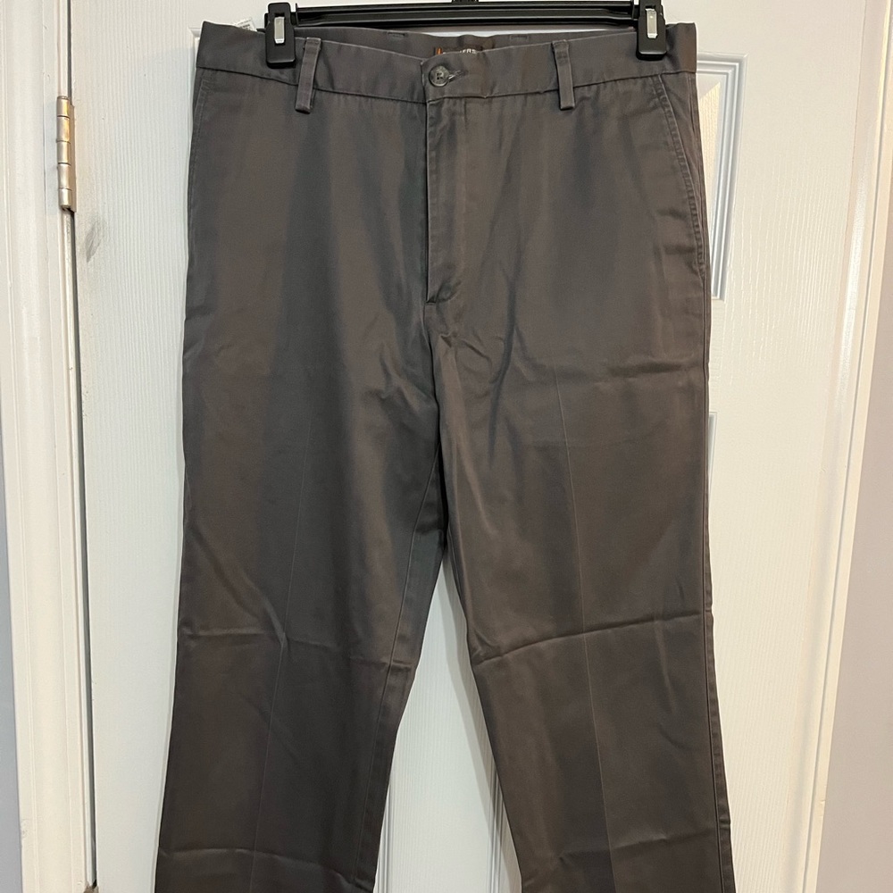 Dockers D3 khaki’s